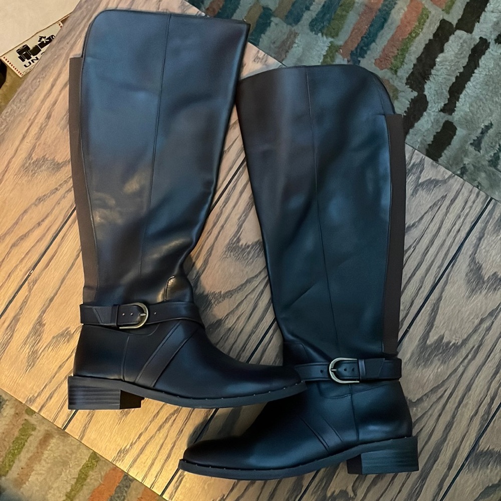 Leather riding boots